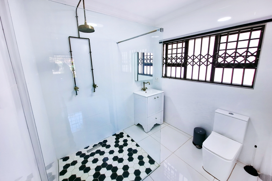 4 Bedroom Property for Sale in Noorsekloof Eastern Cape